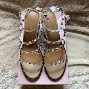 SOLD Clear studded strappy sandals women’s 9.5 EUC worn only once! Tan footbed